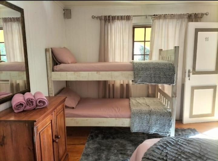 Knysna N2 Lodge Luaran gambar
