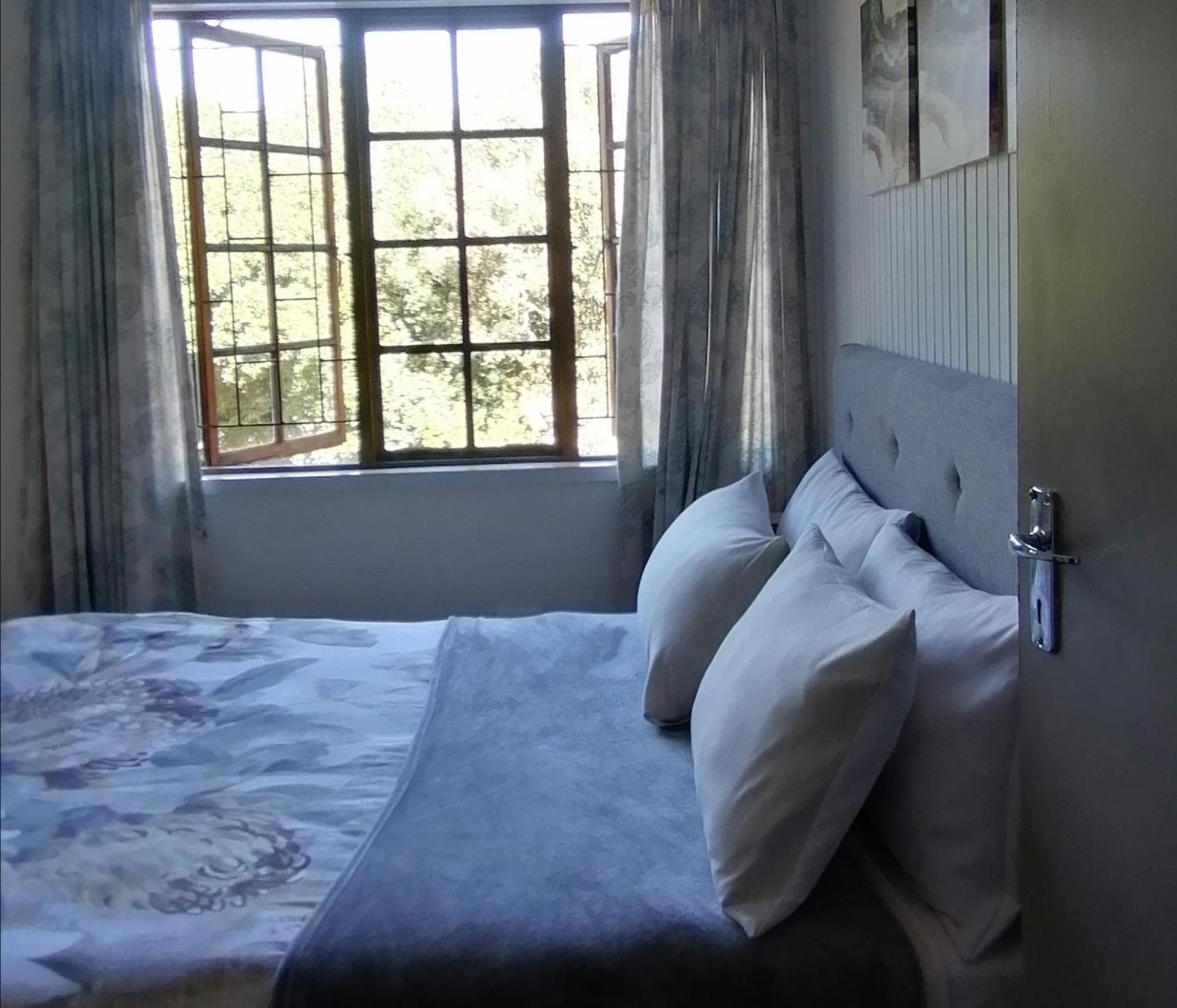 Knysna N2 Lodge Luaran gambar