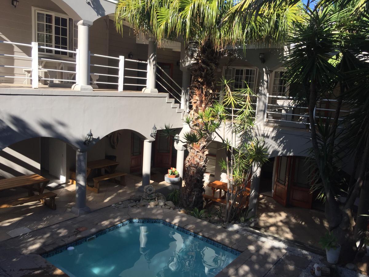 Knysna N2 Lodge Luaran gambar