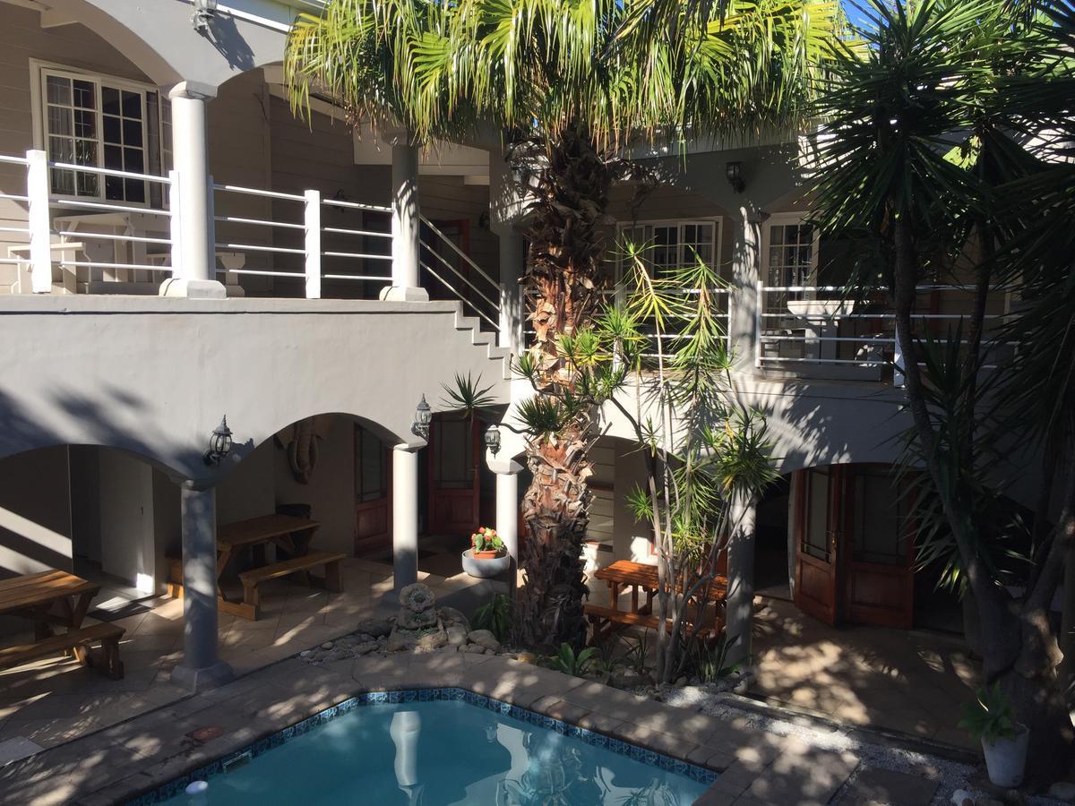 Knysna N2 Lodge Luaran gambar