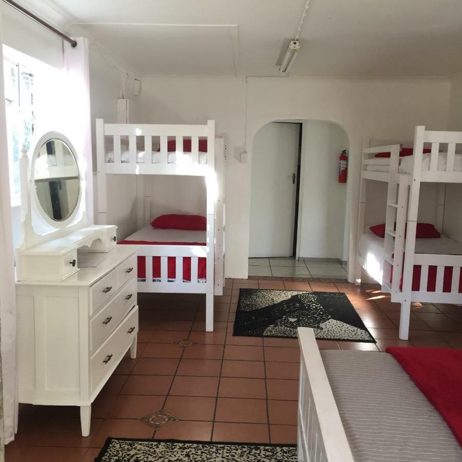 Knysna N2 Lodge Luaran gambar